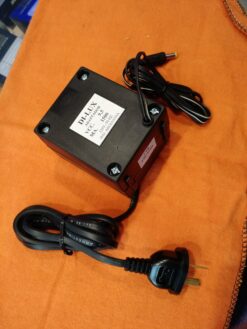 Fuente de Alimentación Dilux F-11 para teclados Casio Grandes 9,5 volt.-1.5 amp. CTK 4200/5200/6200