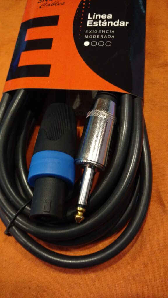Cable Para Bafle 6 m Speakon/Plug Smash Estándar CPST6E 6 Meses De