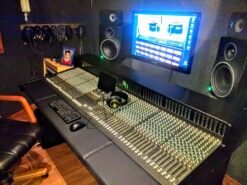 Consola Carvin SL56 Con mesa para estudio y anvil para vivo USA